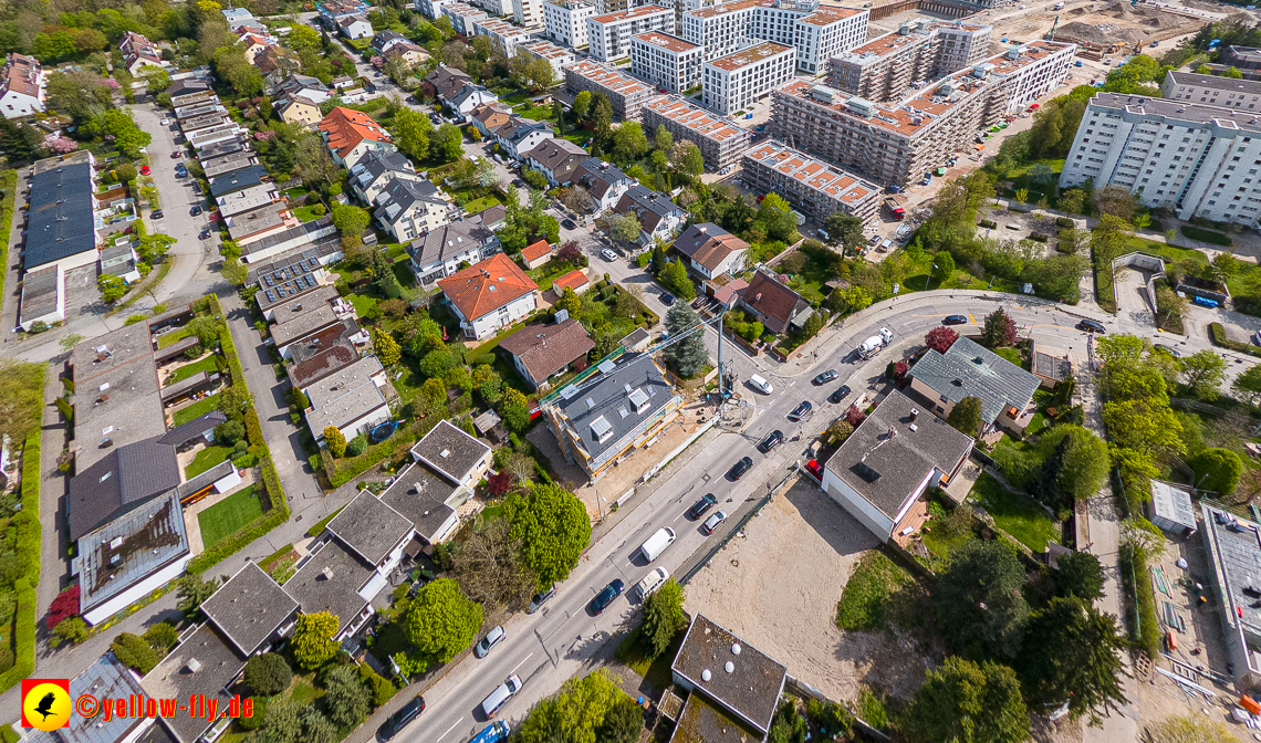 04.05.2023 - Luftbilder vom Haus für Kinder in Neuperlach